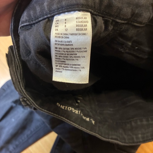 American Eagle Super Stretch X Black Distressed Jeans - Picture 2 of 5